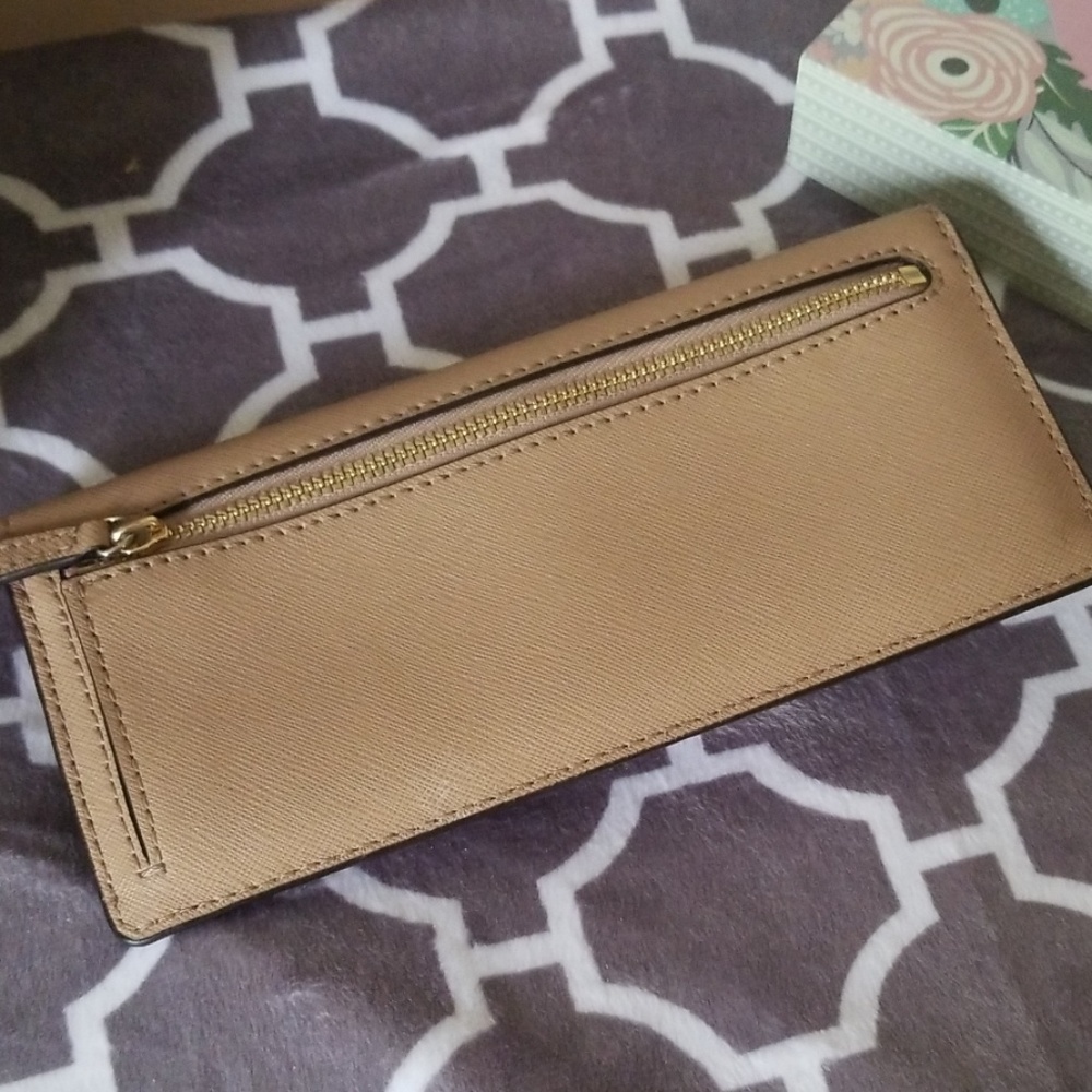 SOLD - Picture 5 of 8